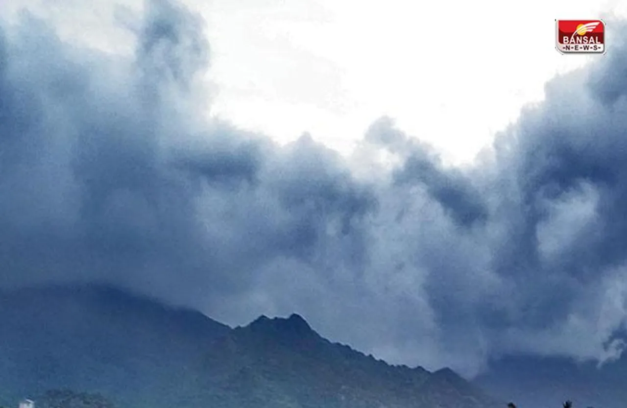 CG Weather News: तेज बारिश ने बढ़ाईं मुश्किलें, तो खेती-किसानी के काम भी हुए शुरू