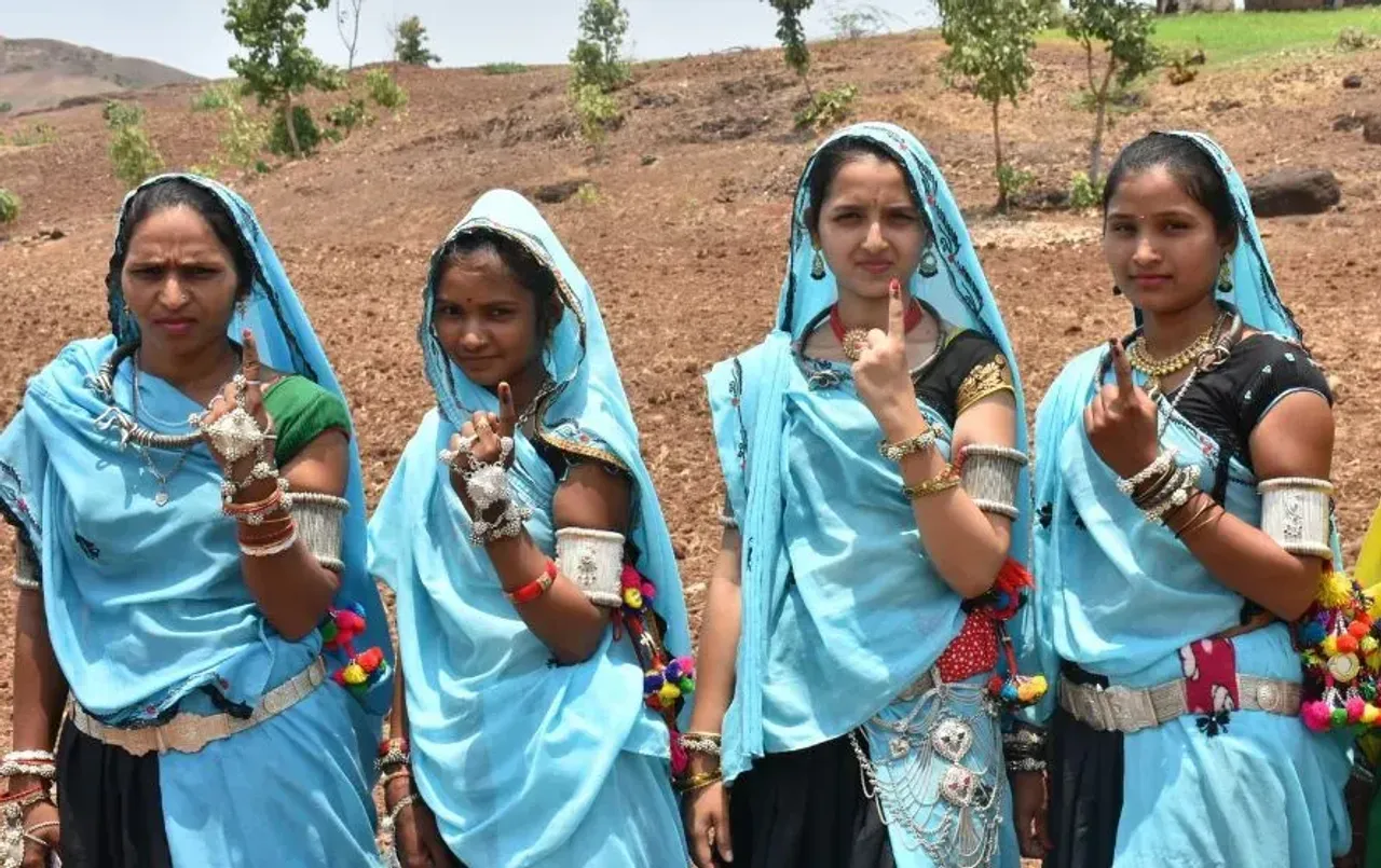 MP Lok Sabha Chunav Phase 4: आठ सीटों पर इतने प्रतिशत हुआ मतदान, पिछली बार से कितना अंतर; जानें कहां-कितनी हुई वोटिंग