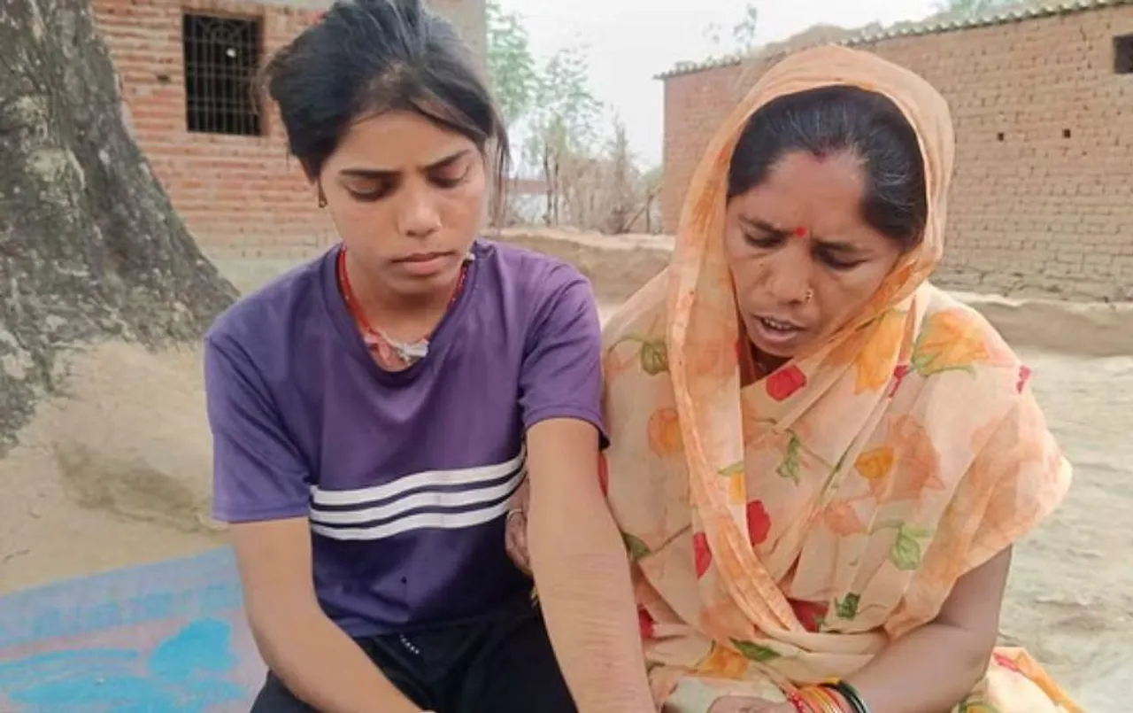 MP News: युवती को चाकू मार रहा है एक अदृश्य आदमी, 5 बार काट चुका है जहरीला सांप; पीड़िता ने सुनाई आपबीती