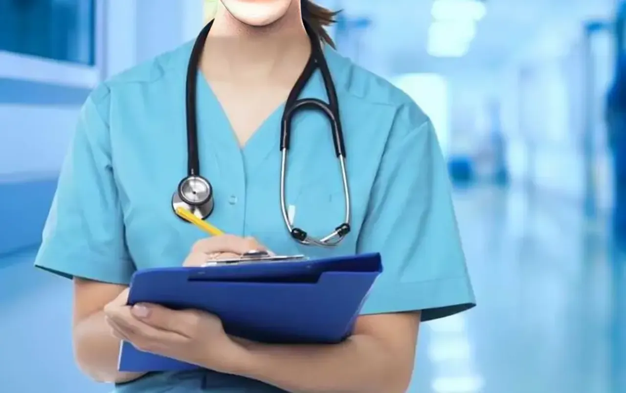 MP नर्सिंग कॉलेज घोटाला: संचालकों को सुप्रीम कोर्ट का झटका, HC के आदेश पर दखल देने से किया इंकार