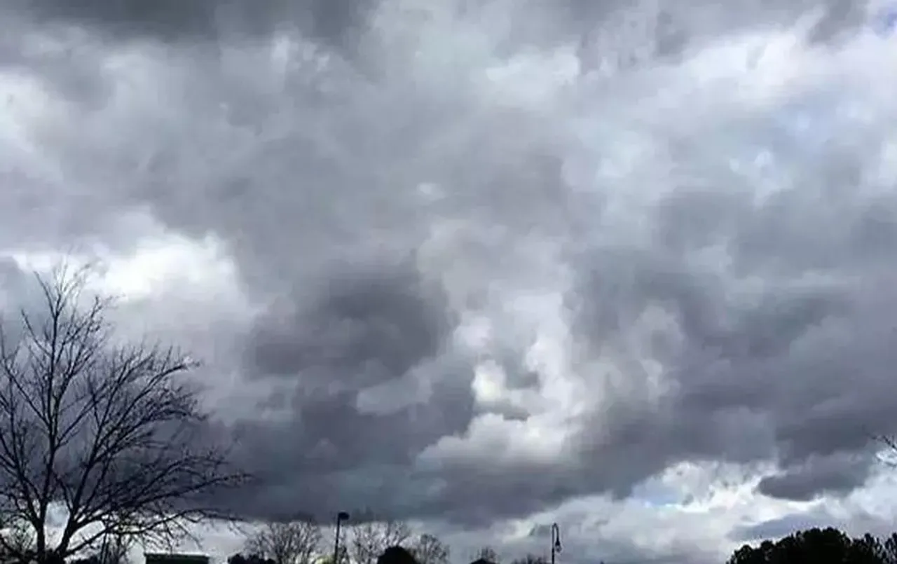 MP weather Update: बिपरजॉय का असर अभी थमा नहीं, प्रदेश में 25 जून तक हो सकती है मानसून की एंट्री