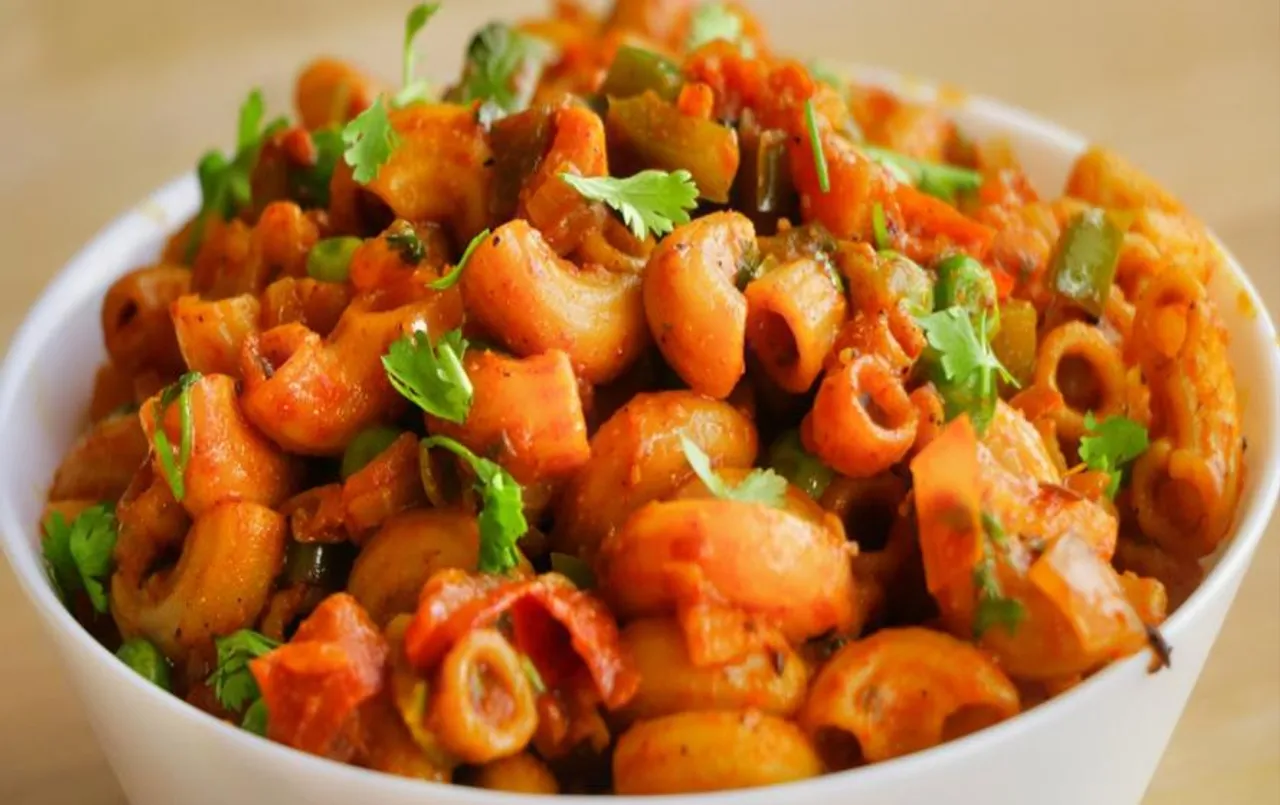 Masala Macaroni Recipe: इस तरह से बनाएं मसाला मैक्रोनी, बच्चे करेंगे बार-बार खाने की फरमाइश, जानें बनाने की आसान रेसिपी