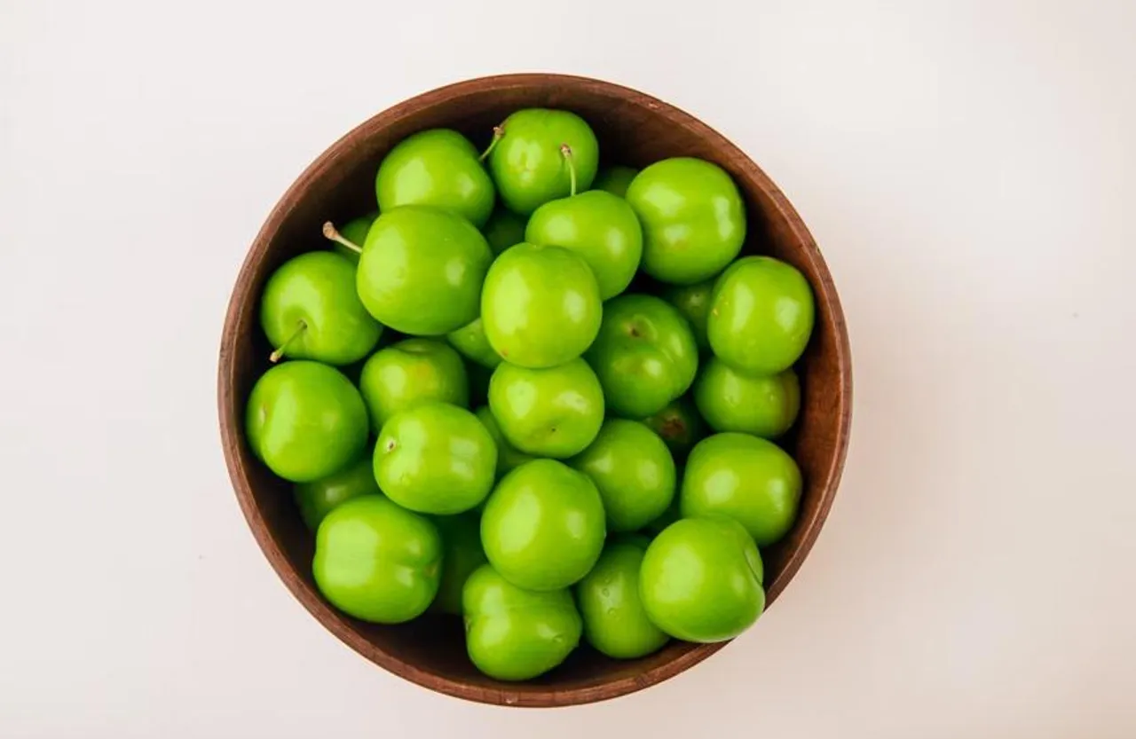 Lasoda Fruit Benefits: छोटे से जंगली फल के फायदे सुन चौंक जाएगें आप, सिर्फ साल में दो महीने का मेहमान