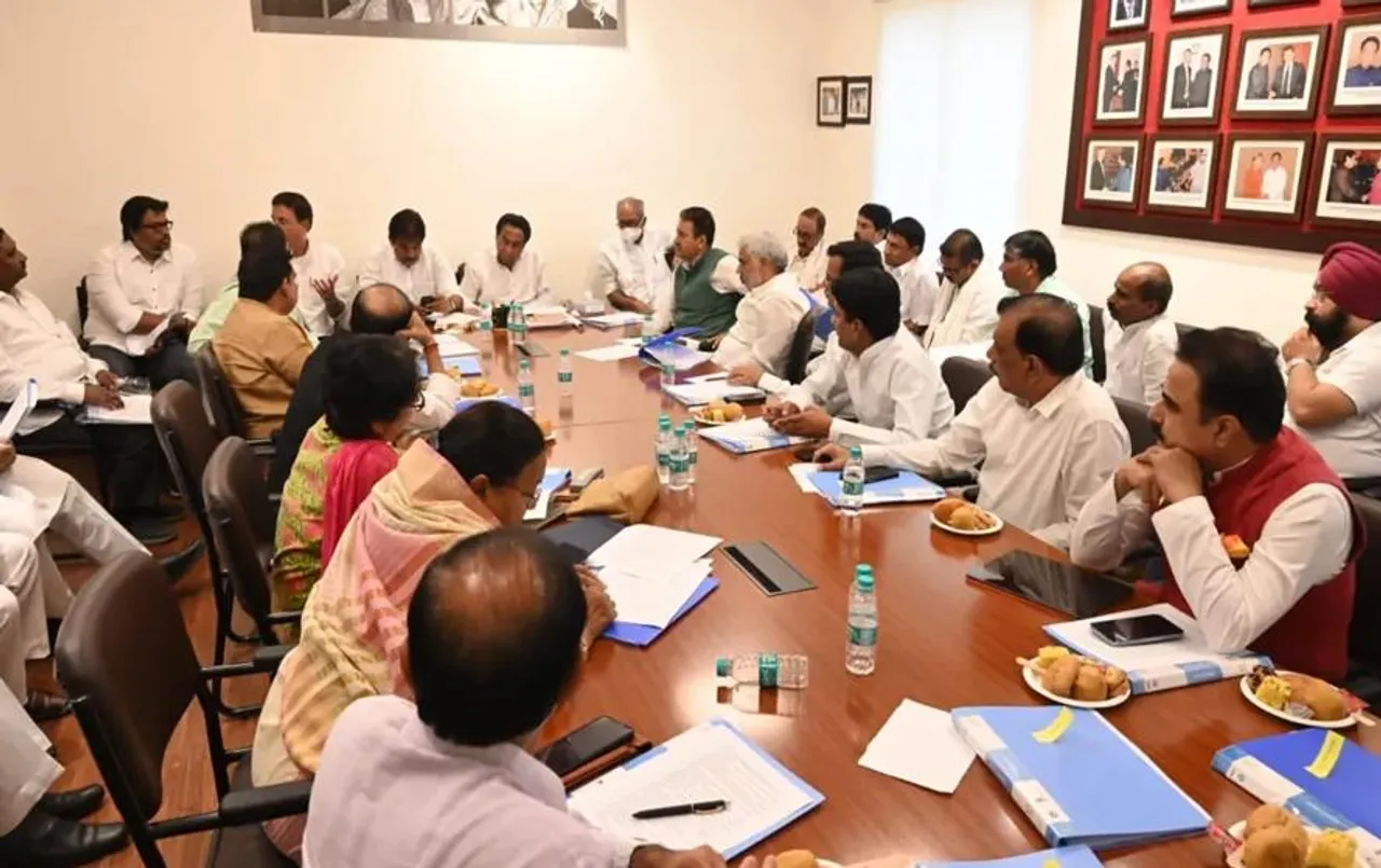 MP Elections 2023: कमलनाथ के आवास पर पर्यवेक्षकों की बैठक खत्म, दिल्ली में स्क्रीनिंग कमेटी की बैठक आज