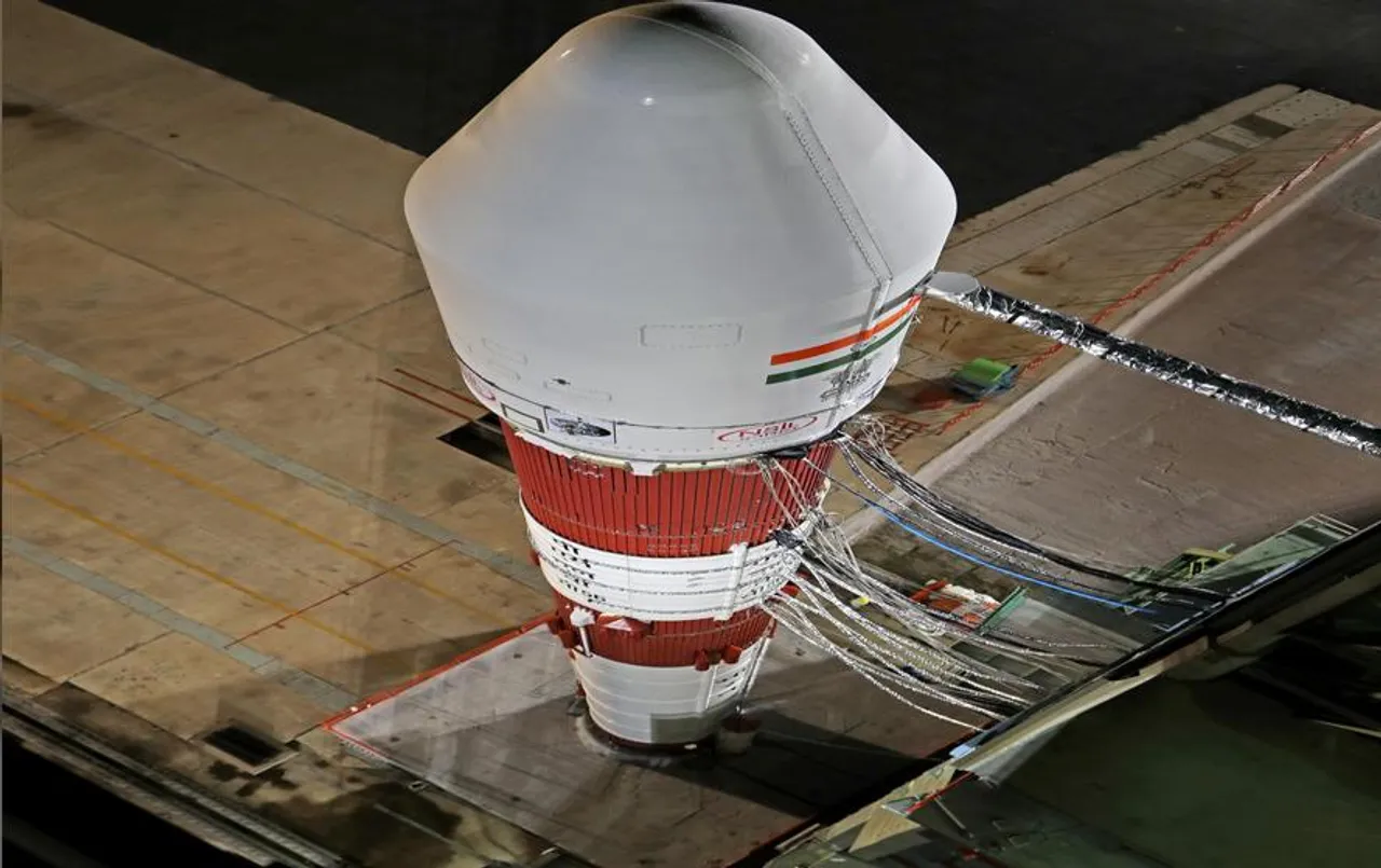 ISRO: पीएसएलवी-सी56 के प्रक्षेपण के लिए उल्टी गिनती शुरू, इसरो के नाम दर्ज होगी यह खास उपलब्धि