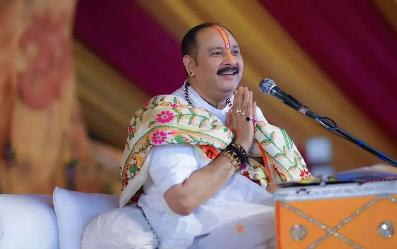 Pandit Pradeep Mishra  in Chhattisgarh: Shiv Puran Katha आज से शुरू, दुर्ग अमलेश्‍वर में इन रास्‍तों पर ट्रैफिक डायवर्ट