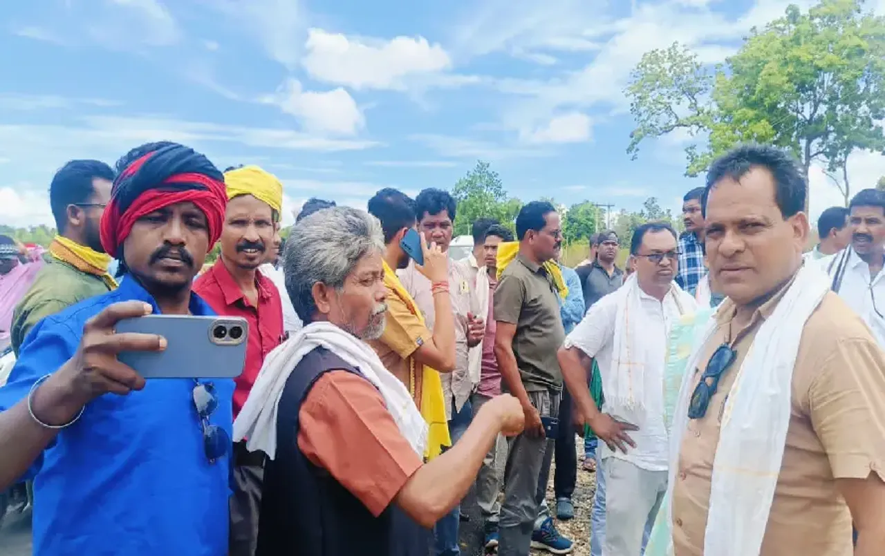 Pedia Naxalite Encounter Controversy: नक्सली-पुलिस दोनों मार रहे कहां जाए? जानें क्योंं बस्तर बंद करेगा आदिवासी समाज