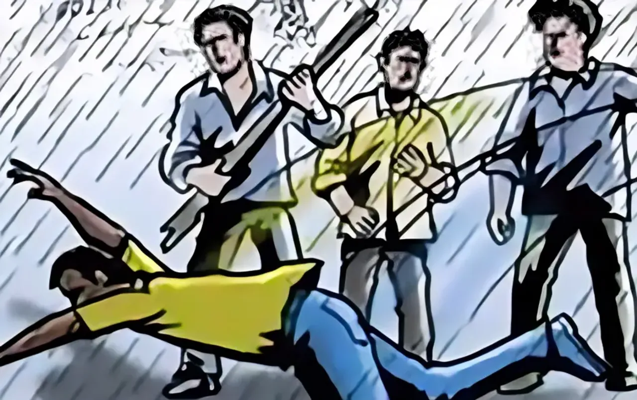 रीवा में दिन दहाड़े गुंडागर्दी: व्यापारी ने झगड़ने से रोका तो गुंडो ने सिर पर अड़ाई पिस्टल, रोड पर घसीटा; लातें भी मारी