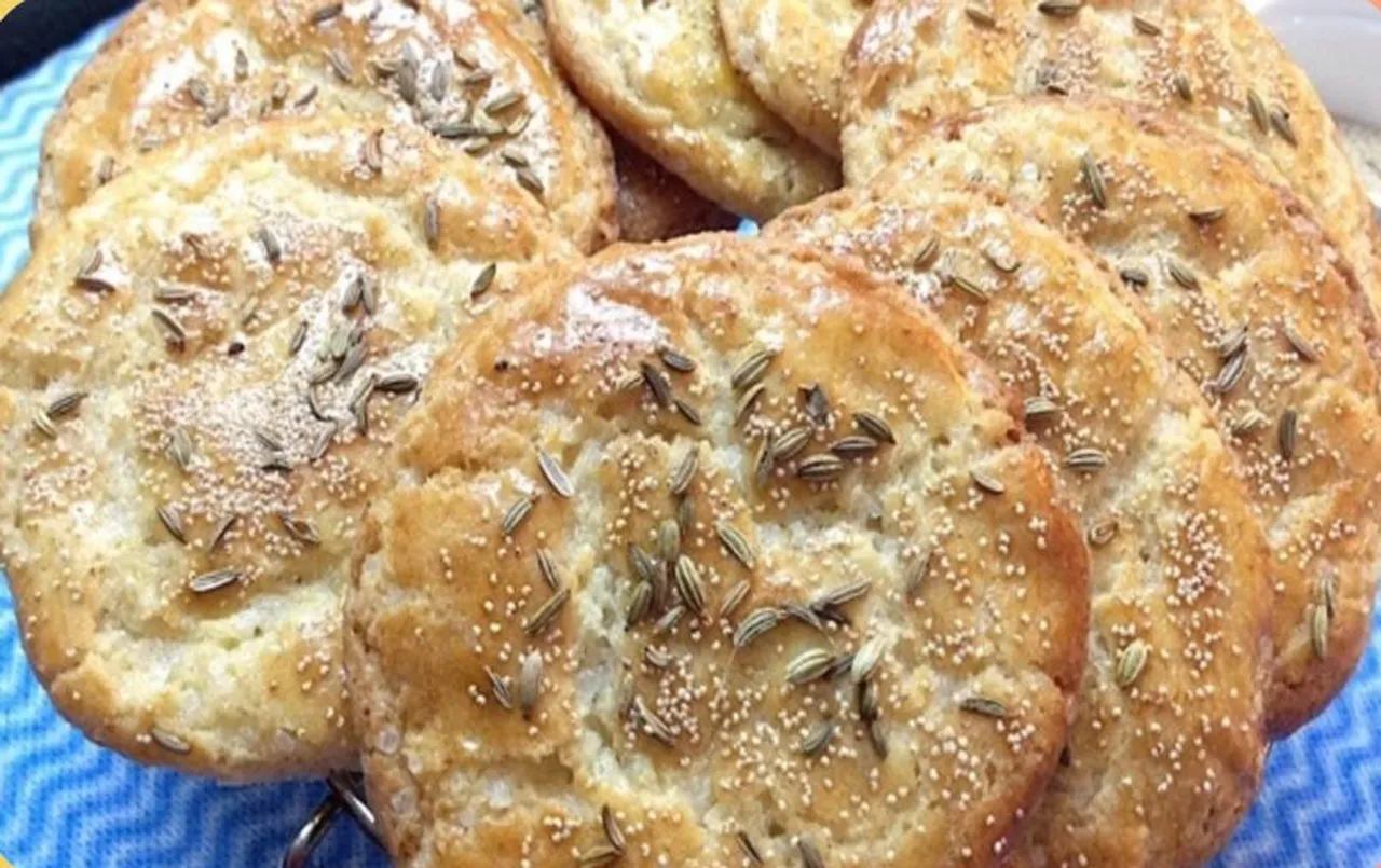 Rot Recipe For Ganesh Chaturthi: आटा, गुड़ और सफेद तिल से बनाए रोट प्रसाद, जानिए बनाने की विधि