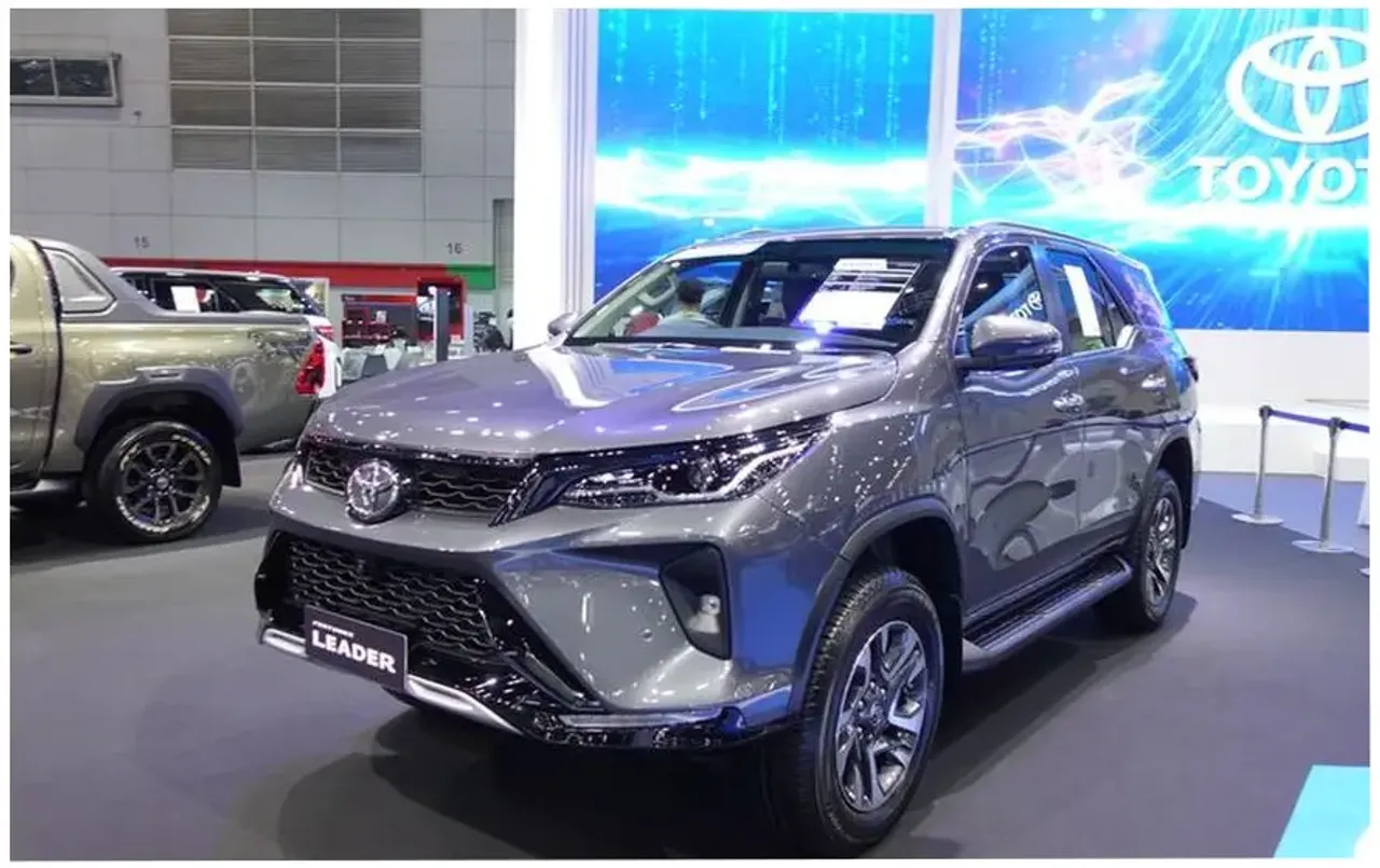 Toyota Fortuner Leader Edition: मार्केट में आने वाला है नेताओं की पसंदीदा SUV का नया मॉडल, कंपनी ने नाम रखा लीडर