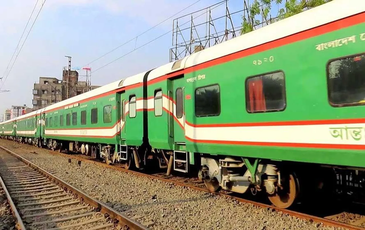 Indian Railway Network: भारत से ये ट्रेनें जाती हैं विदेश, जानें कैसे कम खर्च में कर सकते हैं सफर