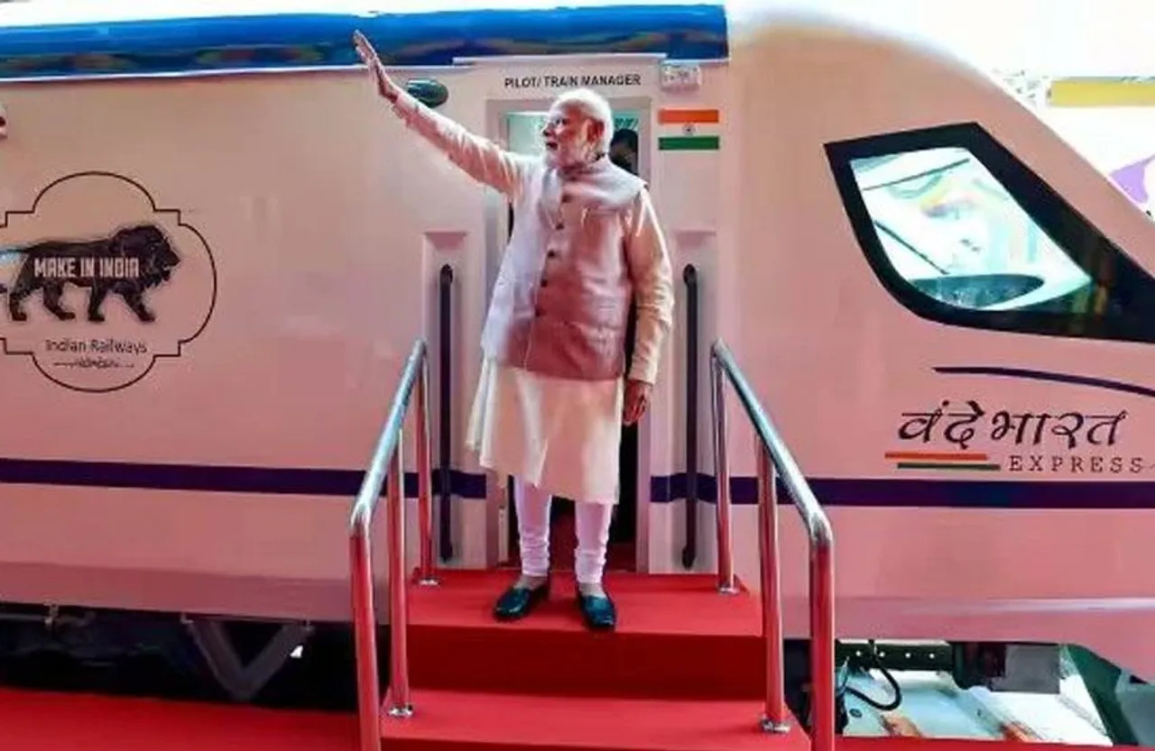 Vande Bharat: प्रधानमंत्री ने नौ ‘वंदे भारत’ रेलगाड़ियों को हरी झंडी दिखाकर किया रवाना, देखें पूरी लिस्ट