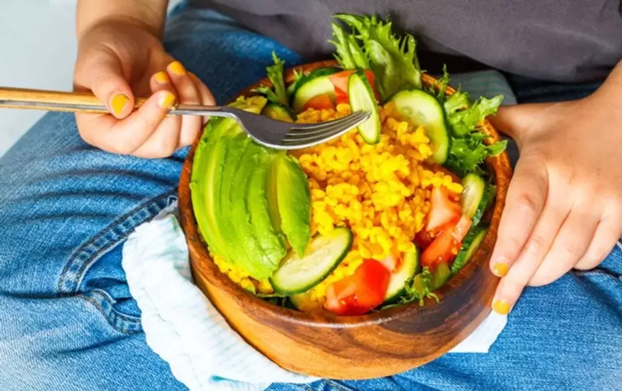 Vegan Street Food: अब वीगन डाइट फॉलो करते-करते लें स्ट्रीट फ़ूड का मजा, ये 5 वीगन फ़ूड रेसिपी आएंगी काम, नोट करें