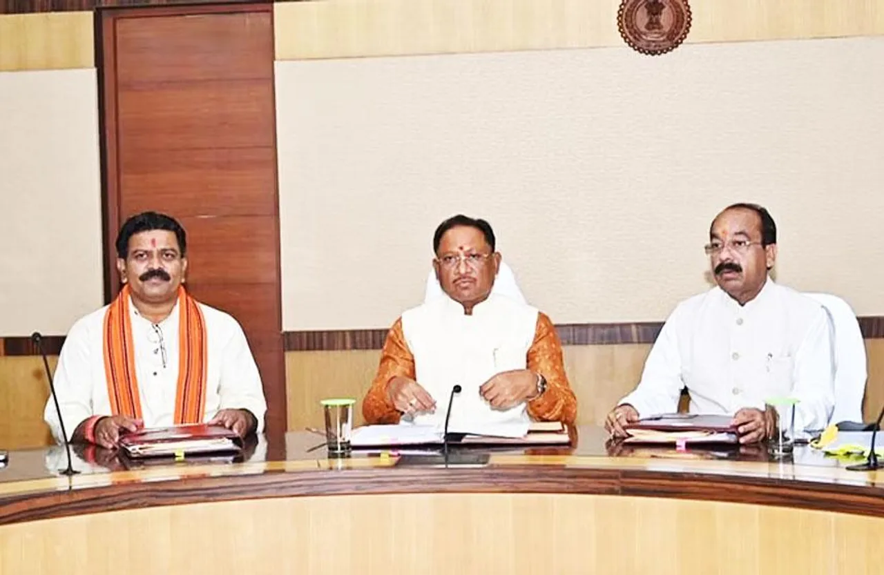 CG News: सीएम विष्णुदेव साय ने ली पहली कैबिनेट बैठक, इन प्रस्तावों को मिल सकती है मंजूरी