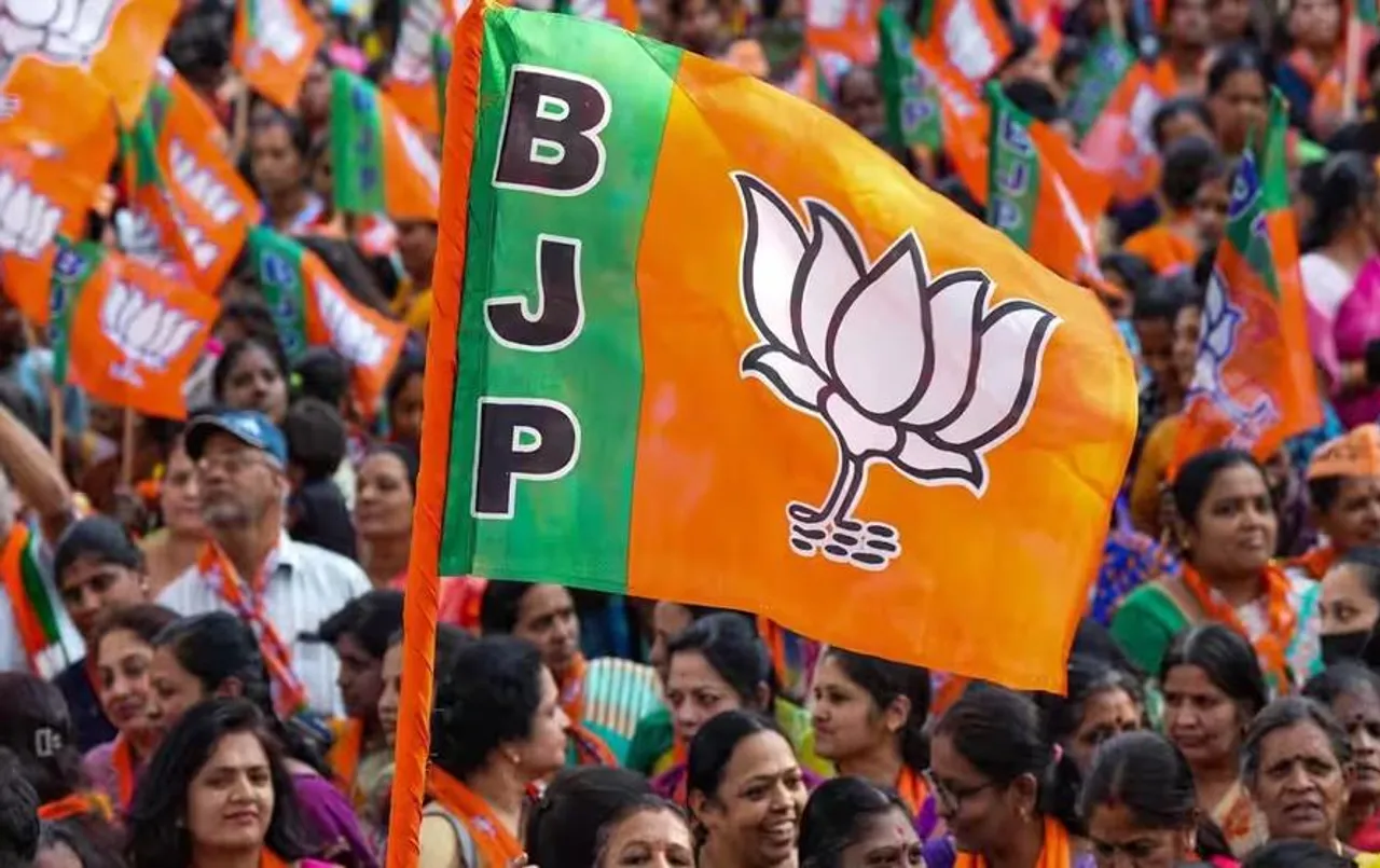 MP Election 2023: BJP का ‘मतदाता पर्ची वितरण महाअभियान’, CM समेत ये दिग्‍गज वितरण कर रहे पर्चियां