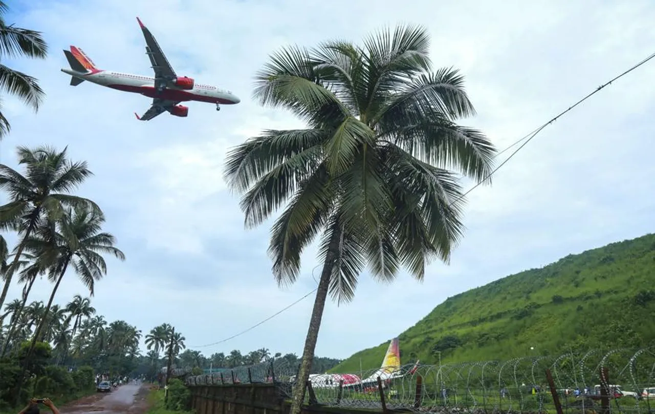 Thiruvananthapuram Airport: तिरुवनंतपुरम हवाई अड्डे पर उड़ानें आज 5 घंटे के लिए रहेंगी निलंबित, जानें क्या है वजह