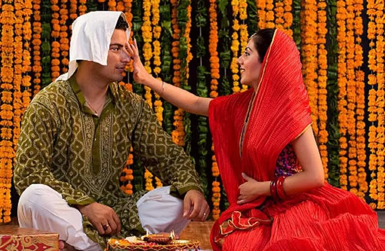 Bhai Dooj 2023: आज केवल इतने बजे तक रहेगी भाई दूज, जान लें क्या है पूजा का सही मुहूर्त