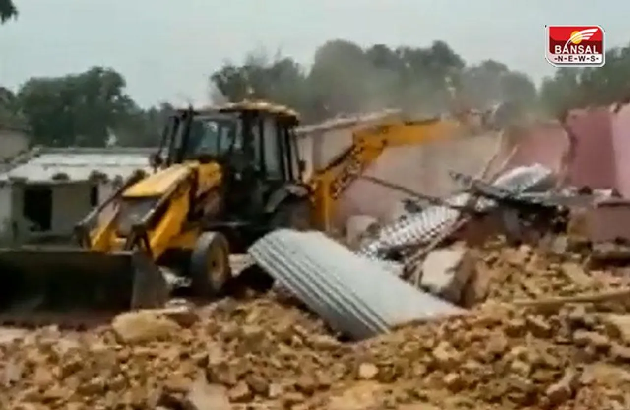 MP Shahdol Bulldozer: दुराचारियों के लिए खौफ बना 