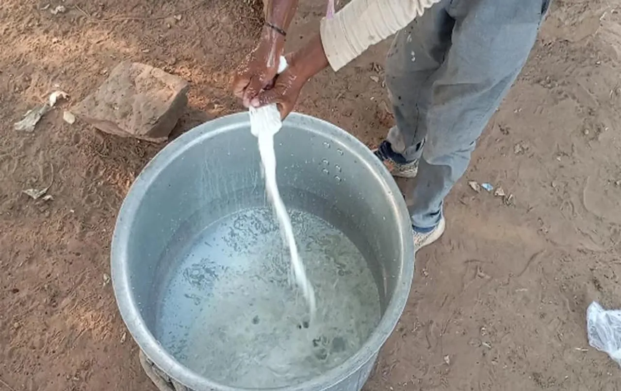 MP News: मिलावटखोरों का लोगों की सेहत से खिलवाड़, यूरिया और शैंपू  मिलाकर बनाया नकली दूध