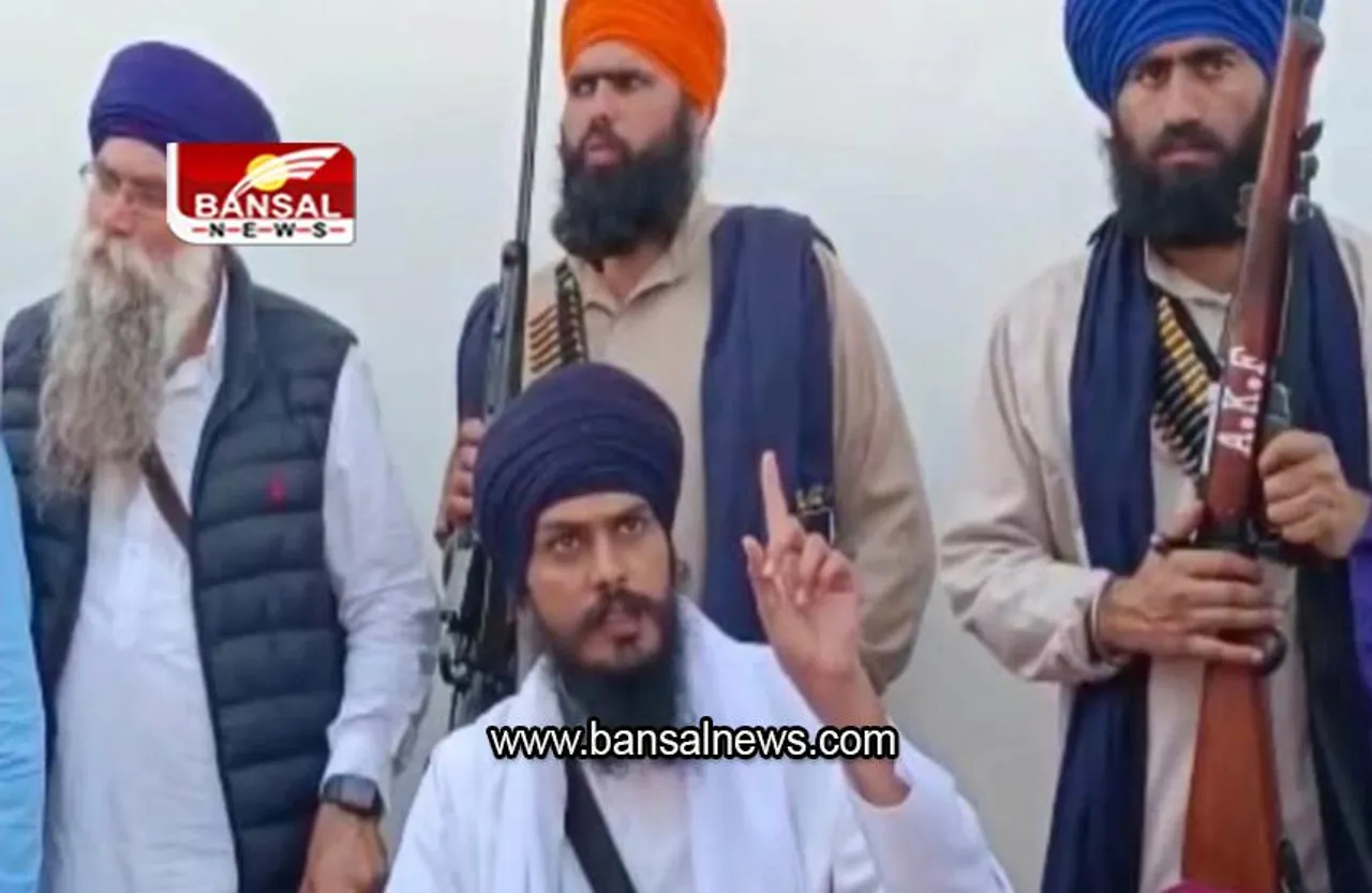 Punjab: भगोड़ा घोषित हुआ अमृतपाल सिंह, 'वारिस पंजाब दे' के 78 सदस्य गिरफ्तार, इंटरनेट बंद होने के साथ-साथ धारा 144 लागू