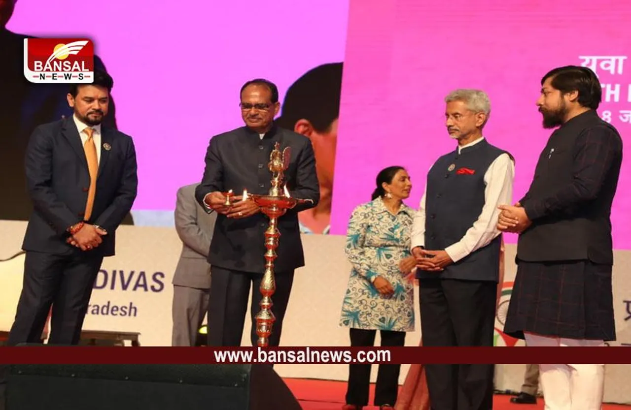 17th Pravasi Bhartiya Divas Convention : सीएम ने किया कार्यक्रम का शुभारंभ, कहा भारतीयों ने रच दिए हैं सफलता के नए आयाम