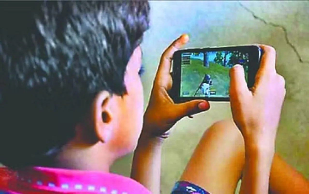 Gaming Addiction: जानलेवा हो सकती है गेमिंग की लत, जानिए अपने बच्चों को कैसे बचाएं
