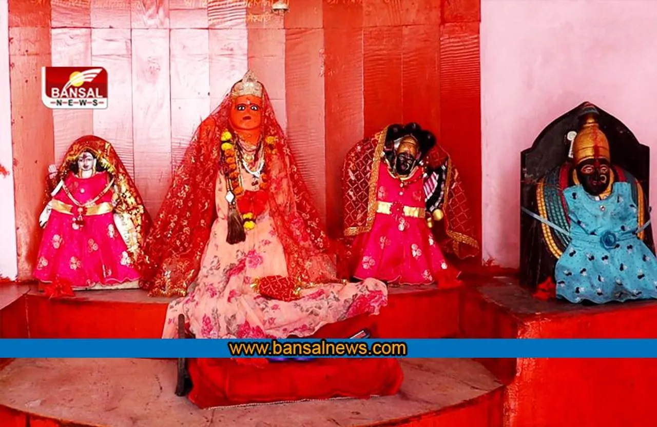 Jeeja Bai Mandir: माता का एक ऐसा मंदिर जहां मन्नत पूरी होने पर चढ़ाई जाती है चप्पल