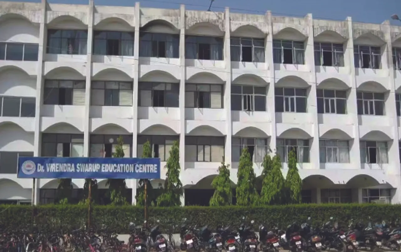 स्पाइडरमैन बोलकर स्कूल की पहली मंजिल से कूद गया छात्र, लगाई थी स्टंट करने की शर्त