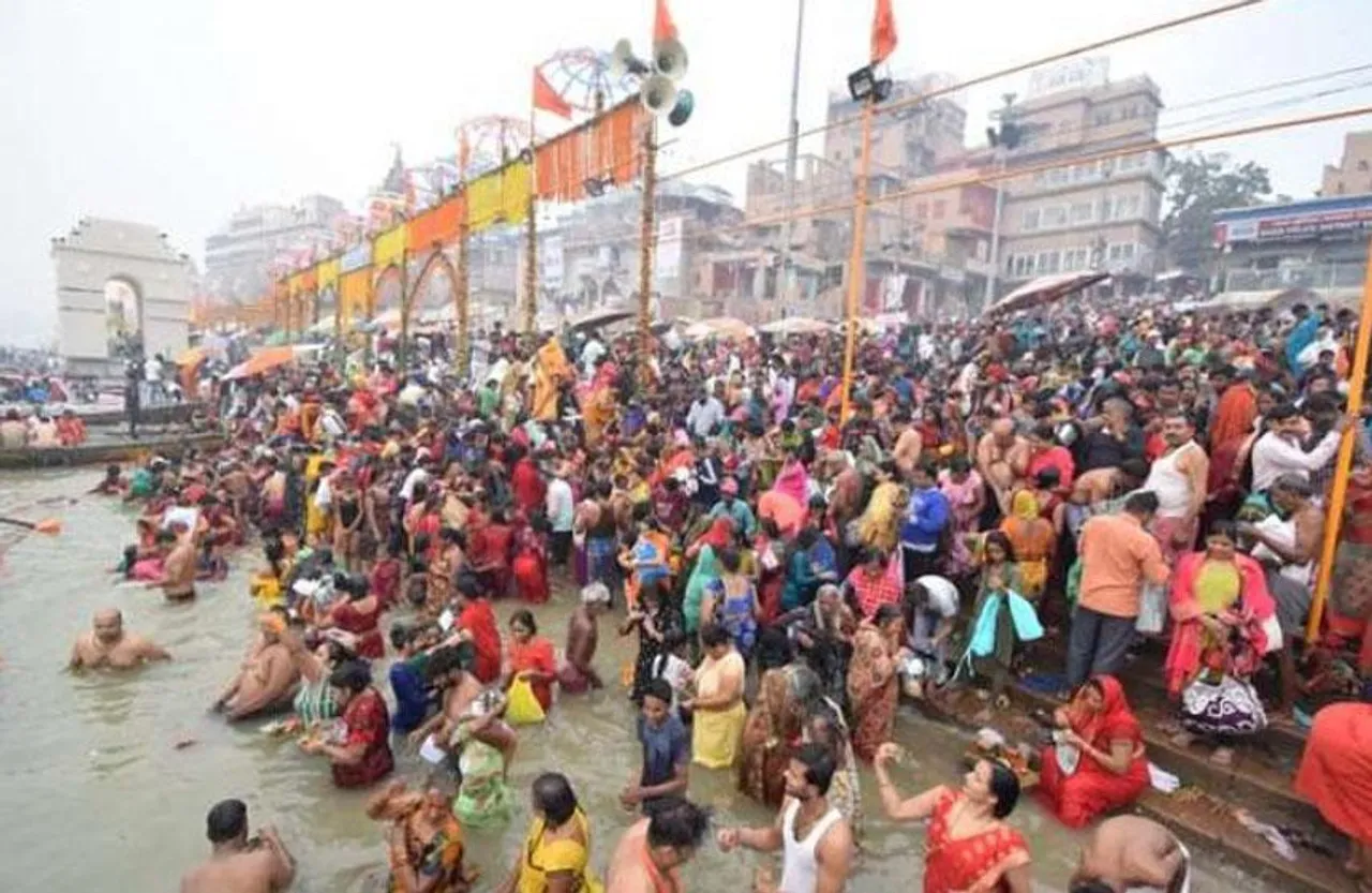 Kartik Purnima 2023: आज दोपहर इतने बजे तक रहेगी पूर्णिमा तिथि, करना न भूलें ये उपाय