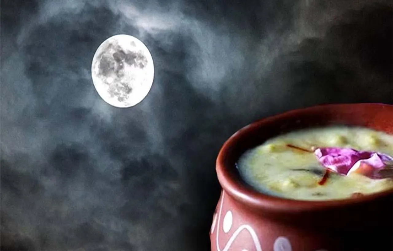 Kheer Recipe: शरद पूर्णिमा पर बनाएं यह खास चावल की खीर, सीख लें तरीका