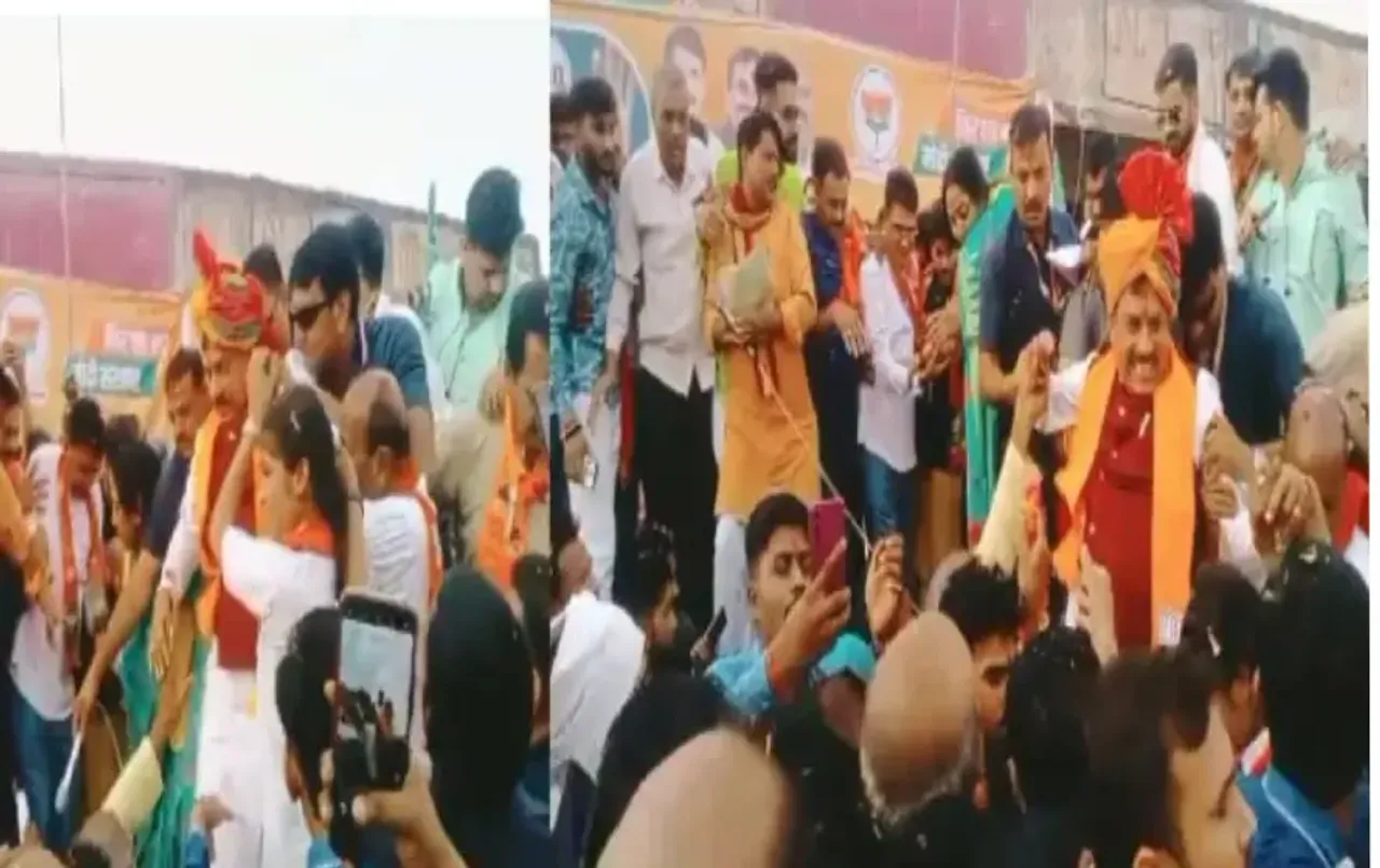 सीएम मोहन यादव दे रहे थे भाषण, अचानक टूट गया मंच, आसपास के लोगों ने सीएम को संभाला