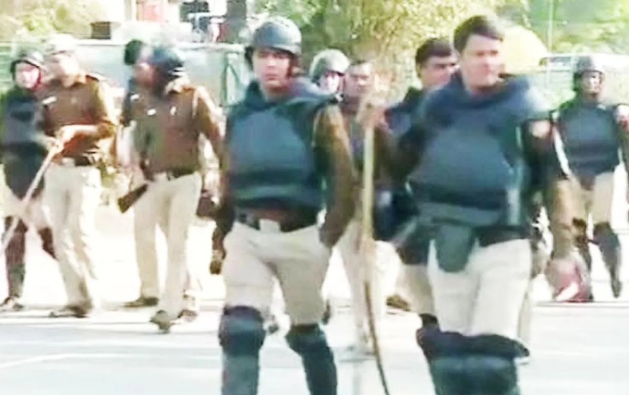 Independence Day: दिल्ली में इस जगह पर धारा 144 लागू, इन चीजों पर भी लगा प्रतिबंध