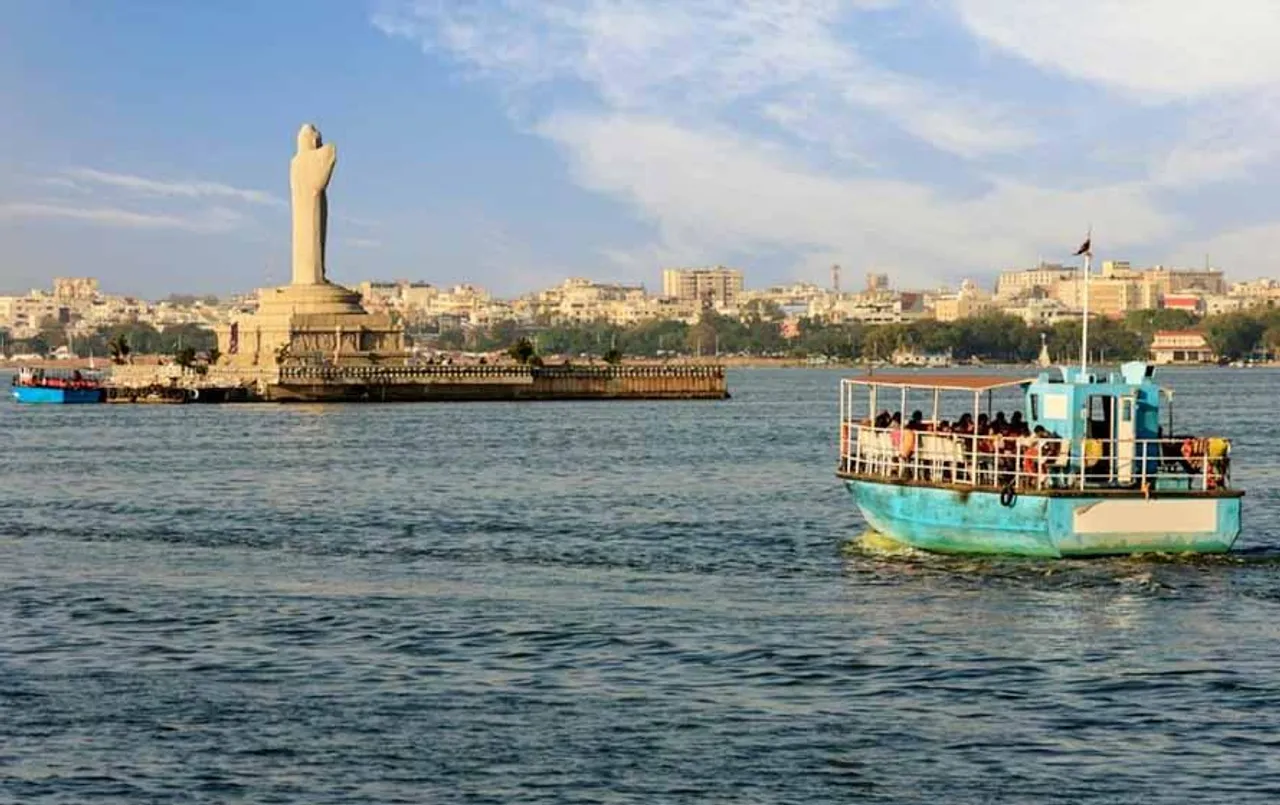 Places to Visit in Hyderabad: अगर हैदराबाद घूमने का प्लान बना रहे हैं, तो जरूर घूमें ये 4 जगह, देखें तस्वीरें
