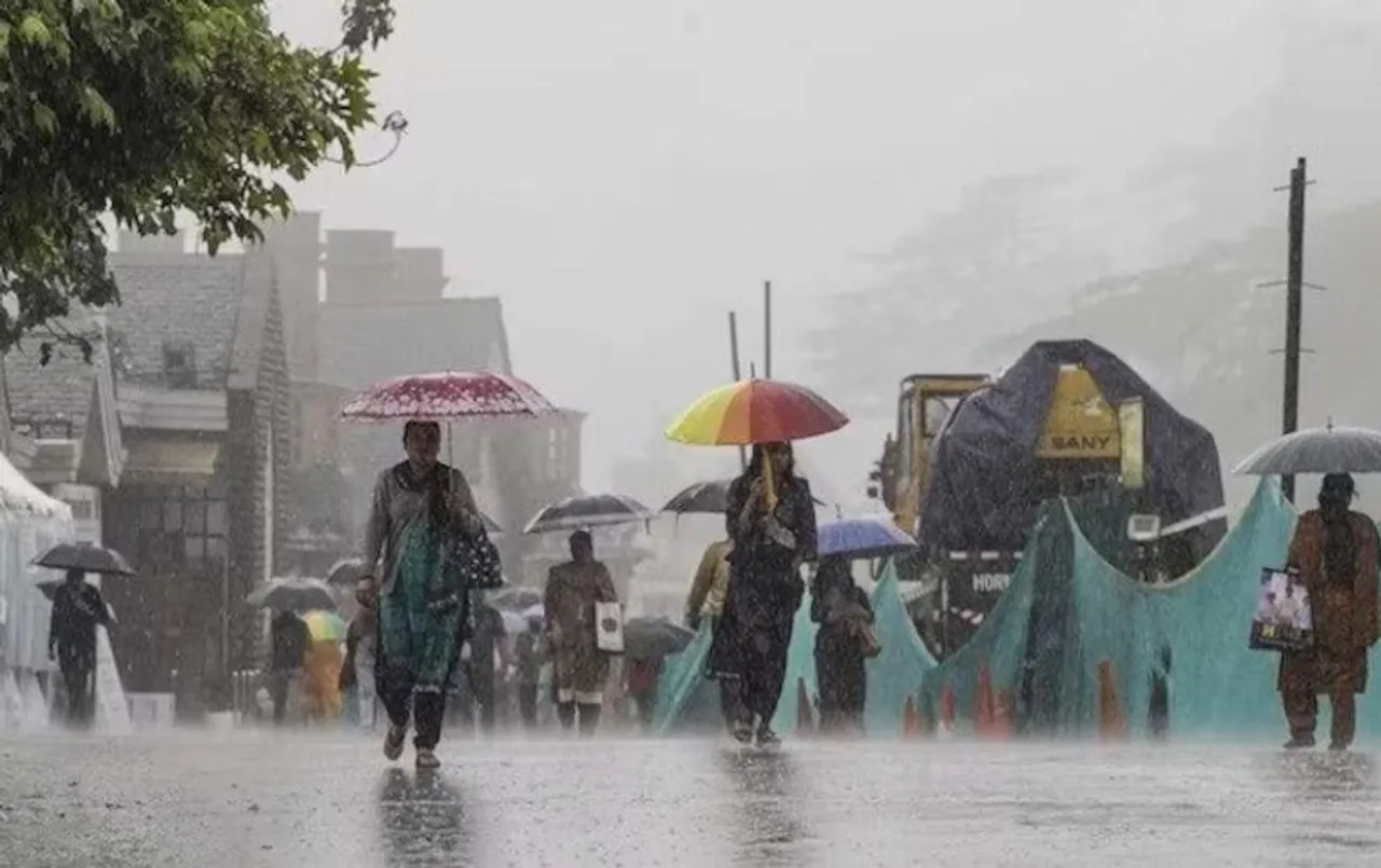 कर्नाटक से आगे बढ़ा मॉनसून: बेंगलुरु में बारिश ने 133 साल पुराना रिकॉर्ड तोड़ा, एक दिन में 111.1 मिमी बारिश