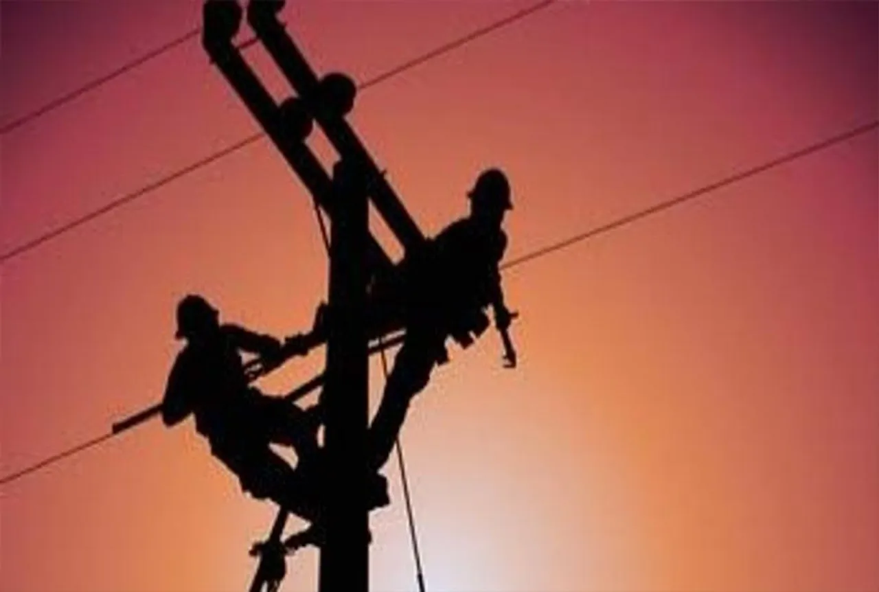 MP News: बिजली आउटसोर्स कर्मचारी को फिर बहाल करेगी सरकार, सीएम आवास से जारी हुआ आदेश