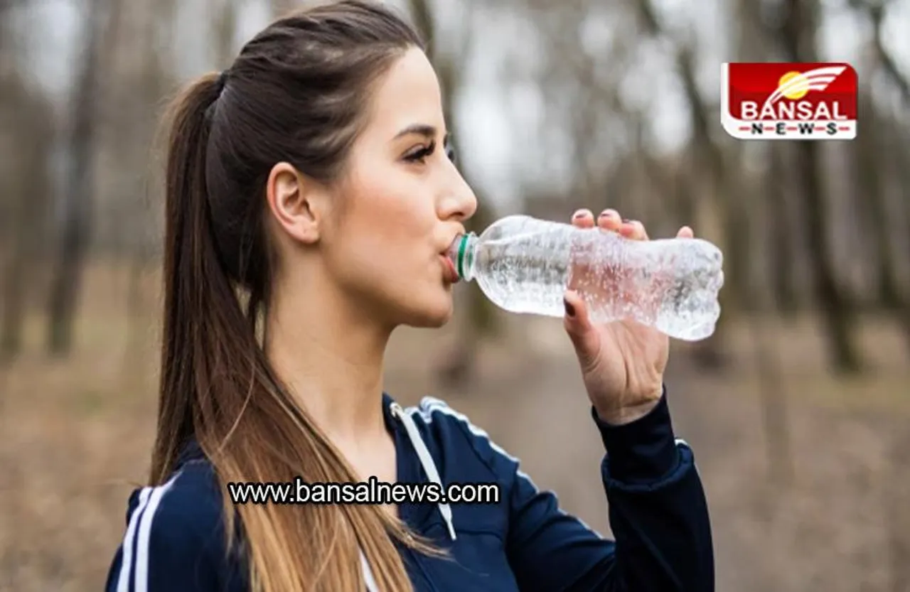 Water Bottle Side Effects: पानी की बोतल में इतनी गंदगी! स्टडी में हुआ बड़ा खुलासा