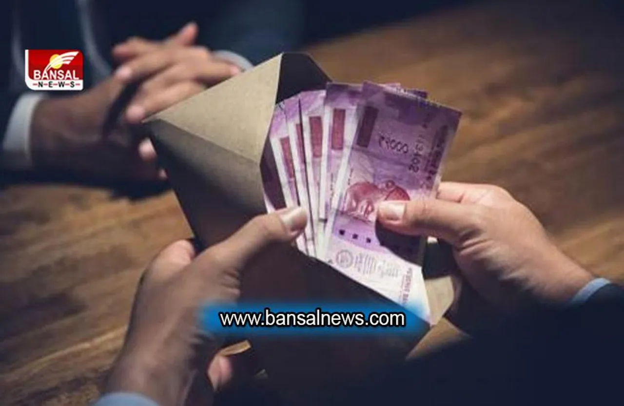 Jaipur: भंड़ाफोड़ ! वरिष्ठ चिकित्सा अधिकारी और उसका सहयोगी रिश्वत लेते रंगे हाथों पकड़ाए