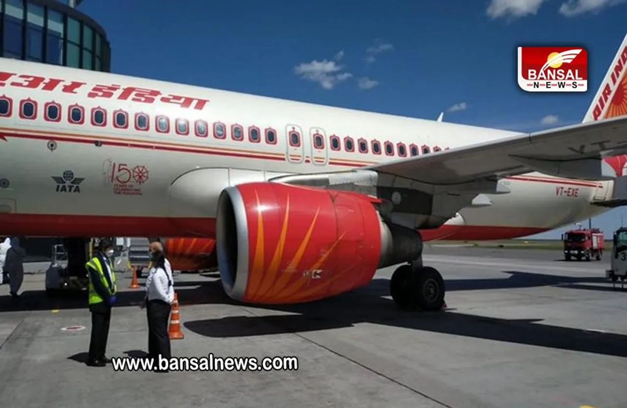 Air India: बाल बिखरे नहीं होने चाहिए सहित कई नए नियम, जानें एयर होस्टेस के लिए नई गाइडलाइंस