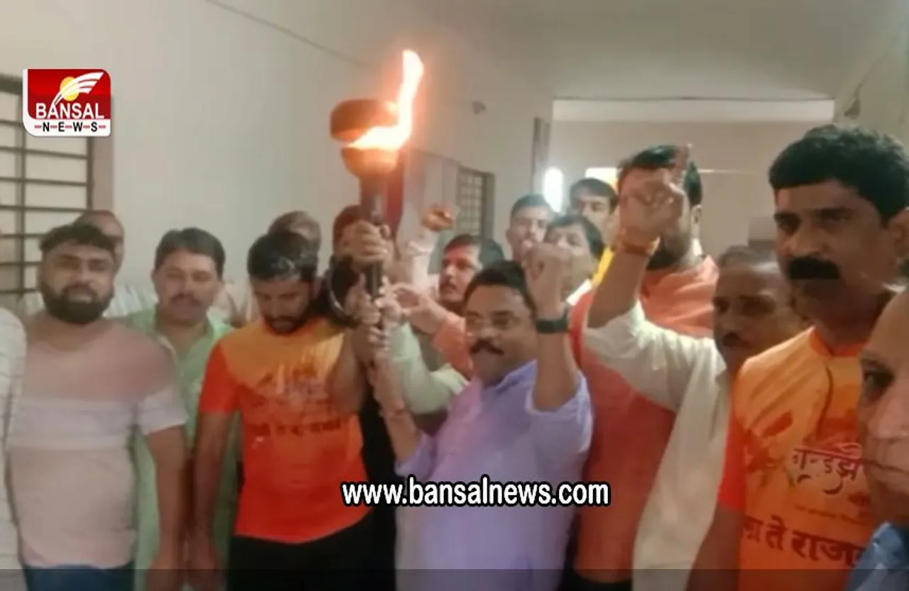 Garuda Flying Torch Tour : गरुड उड़ान मशाल यात्रा पहुँची शाजापुर,4 राज्यों, 57 शहरों से होकर गुजरेगी यात्रा