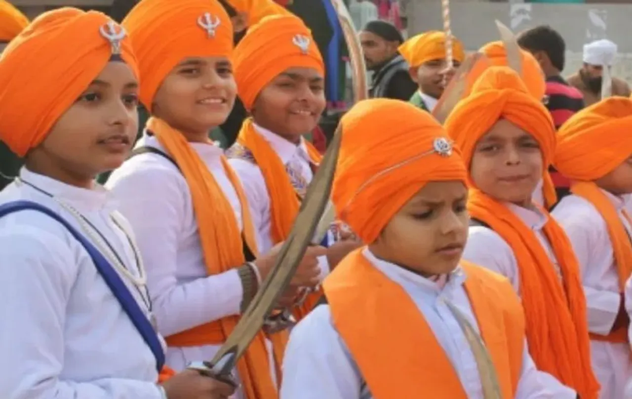 अमेरिका के कनेक्टिकट राज्य ने स्कूली पाठ्यक्रम में सिख धर्म को किया शामिल, पढ़ें पूरी खबर