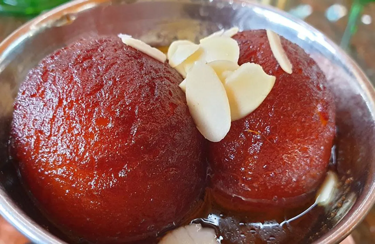 Food Facts: गुलाब जामुन भारतीय मिठाई नहीं! जानिए 5 फेमस फूड आइटम जो भारतीय मूल के नहीं हैं
