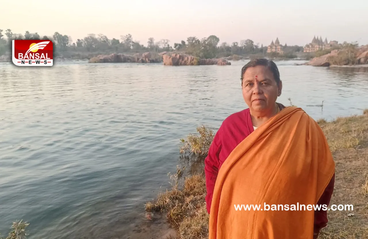 Uma Bharti In Chatarpur : उमा भारती का छलका दर्द, कहा सरकार मैं बनाती हूँ, चलाता कोई और है