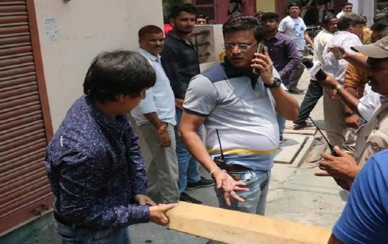 Akash Vijayvargiya: बल्ले से पिटने वाले अधिकारी कोर्ट में बोला, नहीं देखा किसने की मेरी पिटाई