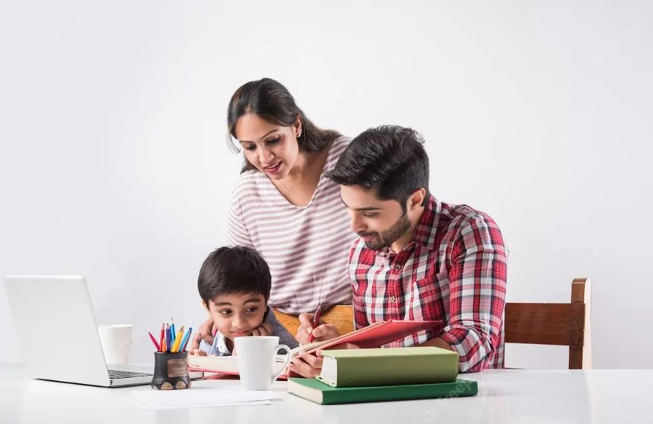 Parenting Tips: क्या आपने अपने बच्चे को बताए है Undergarment Rules, बिना जानकारी मासूम होते है शिकार