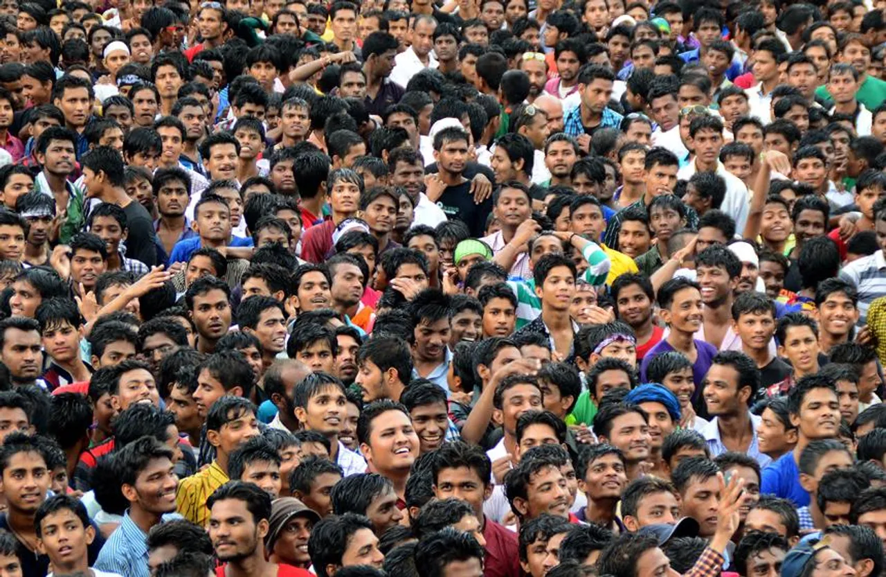 India Population News: दुनिया में 139 करोड़ हो गई भारत की आबादी, पहले नंबर पर भी चीन का स्थान