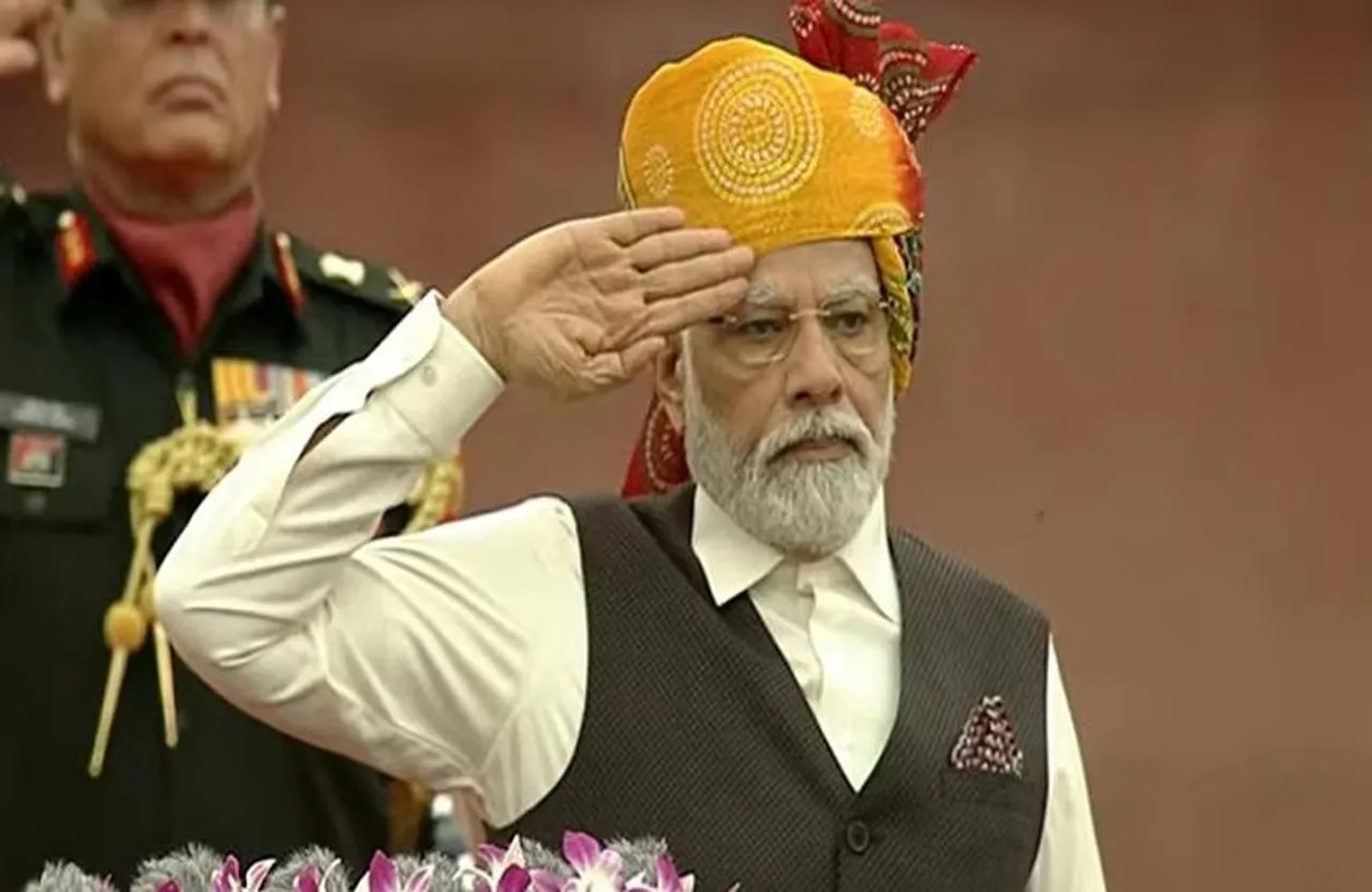 Independence Day 2023: देशभर में 77वां स्वतंत्रता दिवस आज, PM मोदी ने लगातार 10वीं बार फहराया तिरंगा