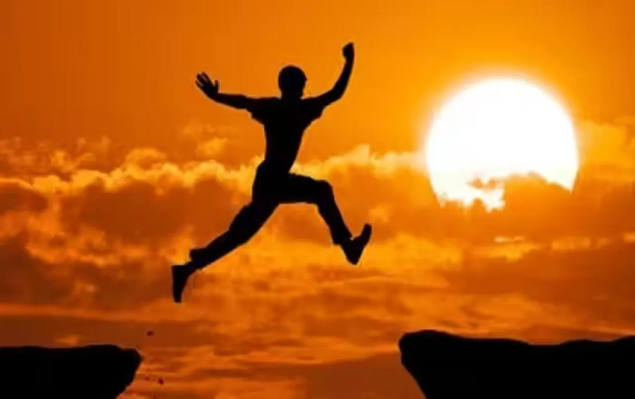 ‘मंज़िल’ पाने में करना पड़ रहा है मुश्किलों का सामना, तो पढ़ें ये Motivational Quotes, आसान हो जाएगा सफर