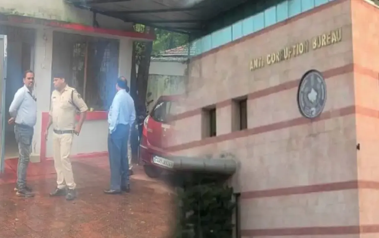 CG News: छत्तीसगढ़ में ACB का एक्शन, जिला शिक्षा अधिकारी के ठिकानों पर छापेमारी; आय से अधिक संपत्ति की थीं शिकायतें