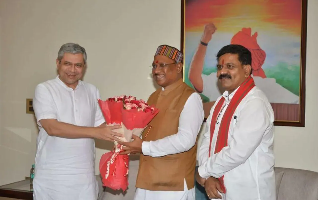 छत्तीसगढ़ में रेल सुविधाओं का विस्तार: प्रदेश में 4 नए रेल प्रोजेक्ट की होगी शुरुआत, रेल मंत्री और CM साय की हुई मुलाकात