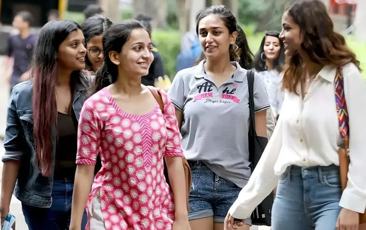 MP Govt College Uniform: अब सरकारी कॉलेज में जींस-टीशर्ट नहीं पहन सकेंगे स्टूडेंट, जानें कब से लागू होगा नया ड्रेस कोड